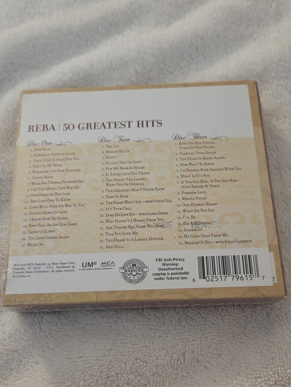 Reba Brown Box Set with Gold Lettering - Picture 2 of 2